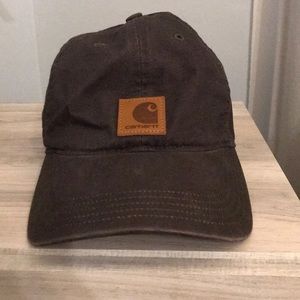 Woman’s Carhartt hat